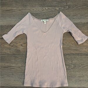 Express Elegant Mauve V-Neck Top size XS